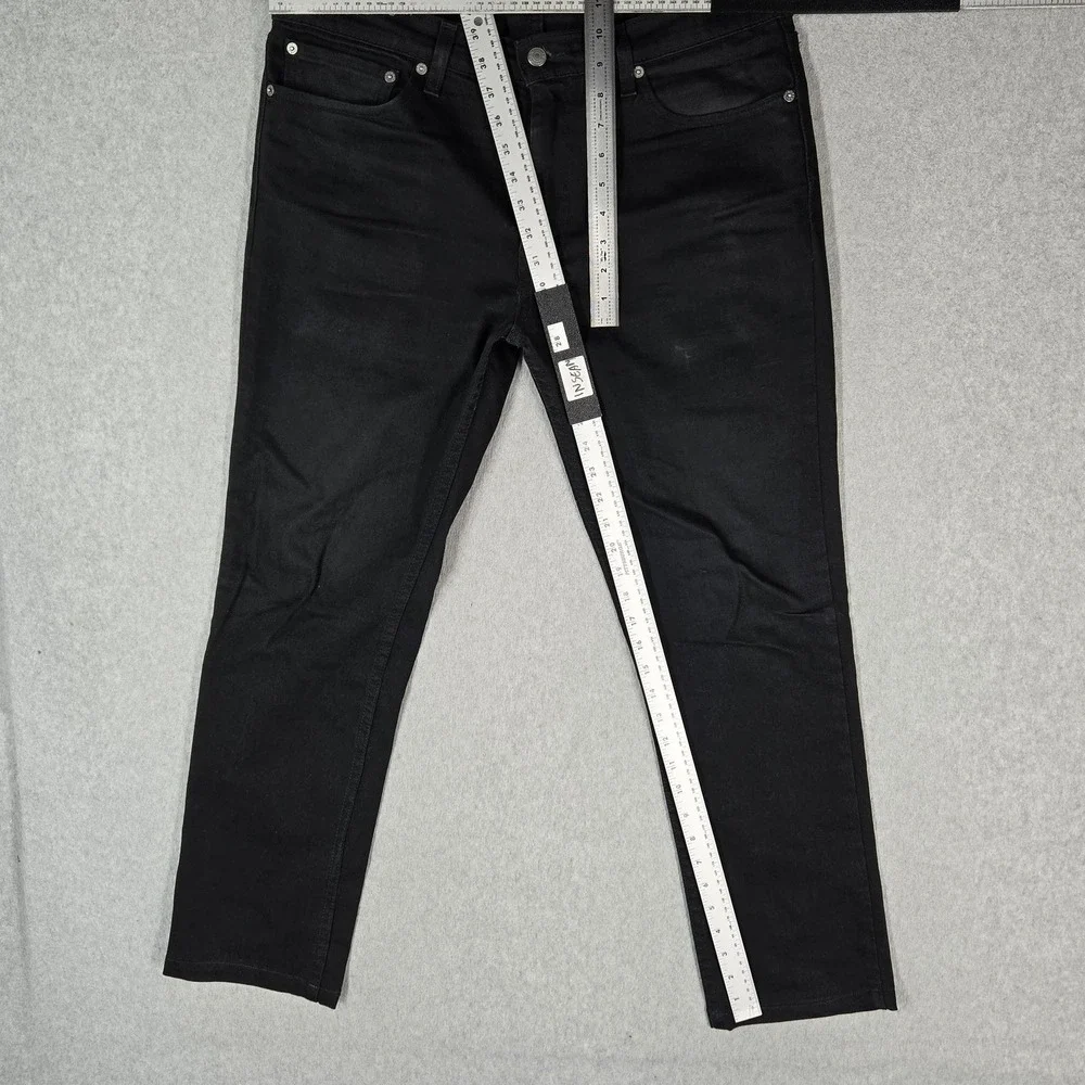 Levis *please carefully